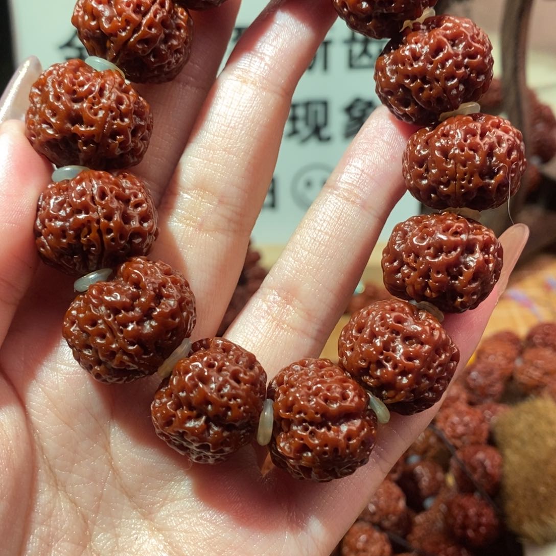 金刚菩提手串205肉玉华