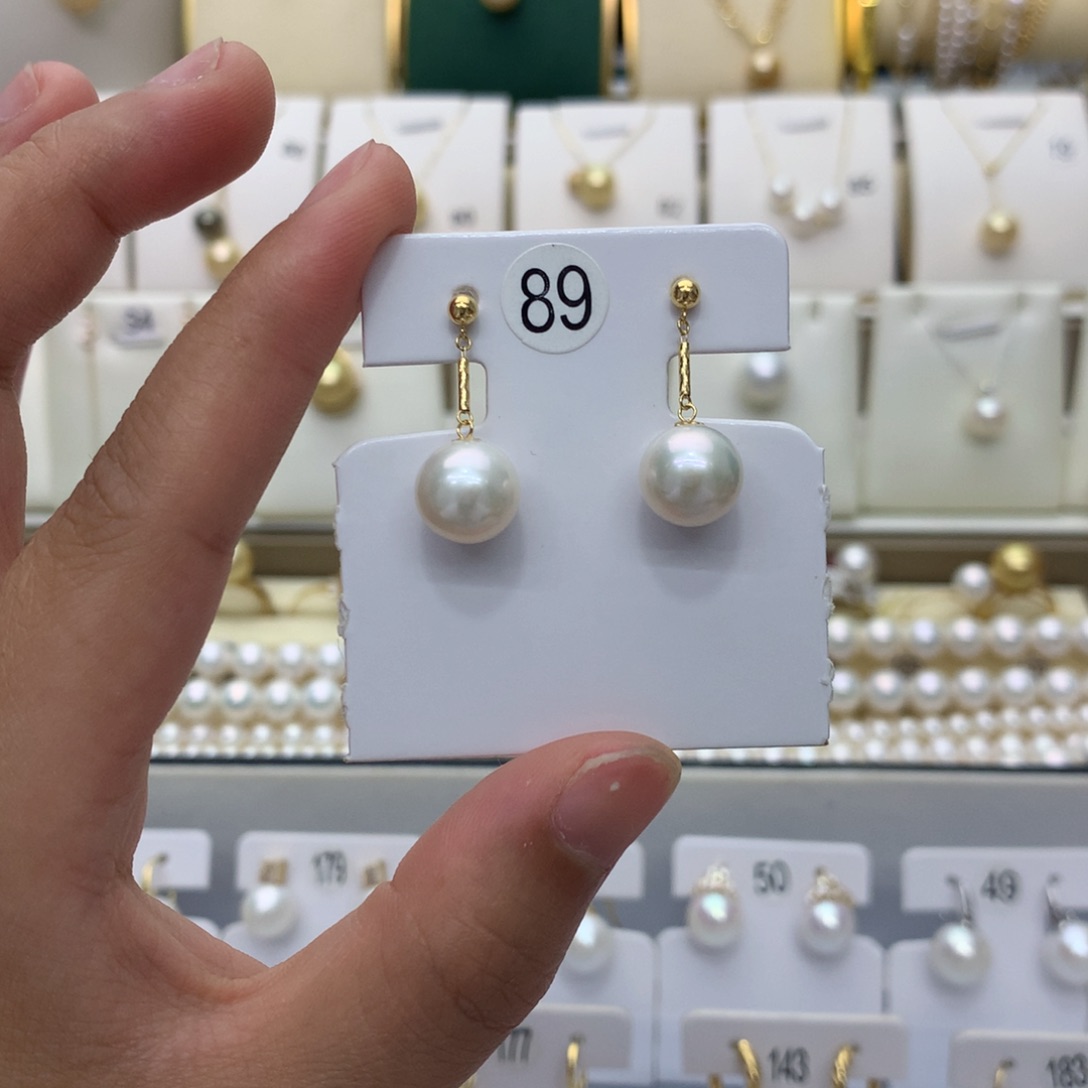 18K金镶嵌淡水珍珠耳饰