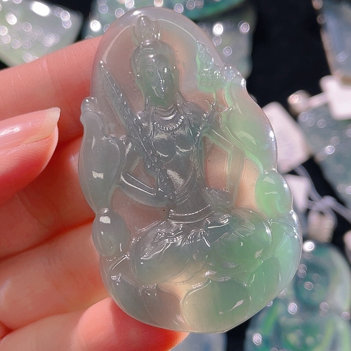 翡翠颈饰未镶嵌58，