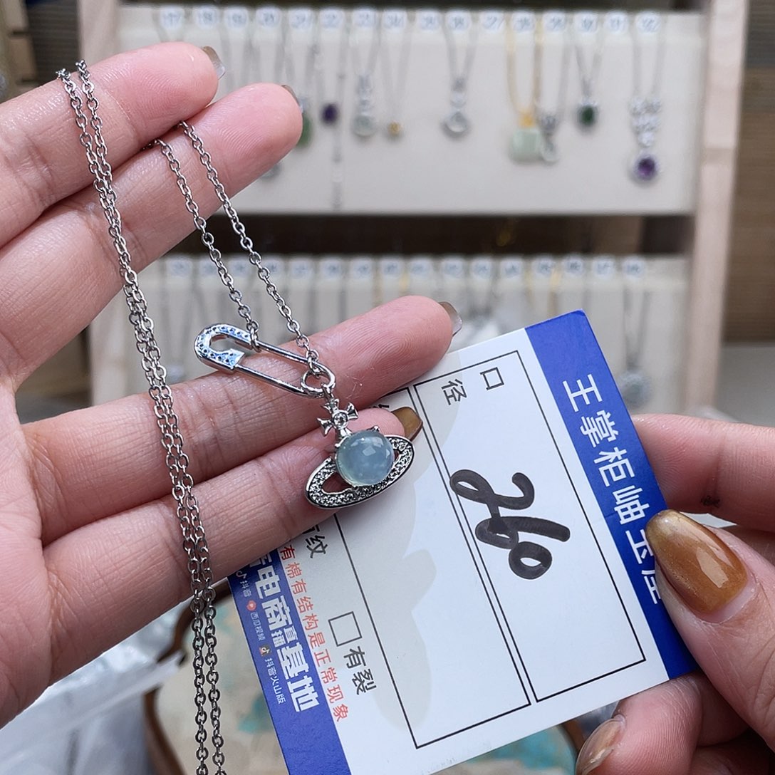 岫玉合金吊坠吊坠多样性