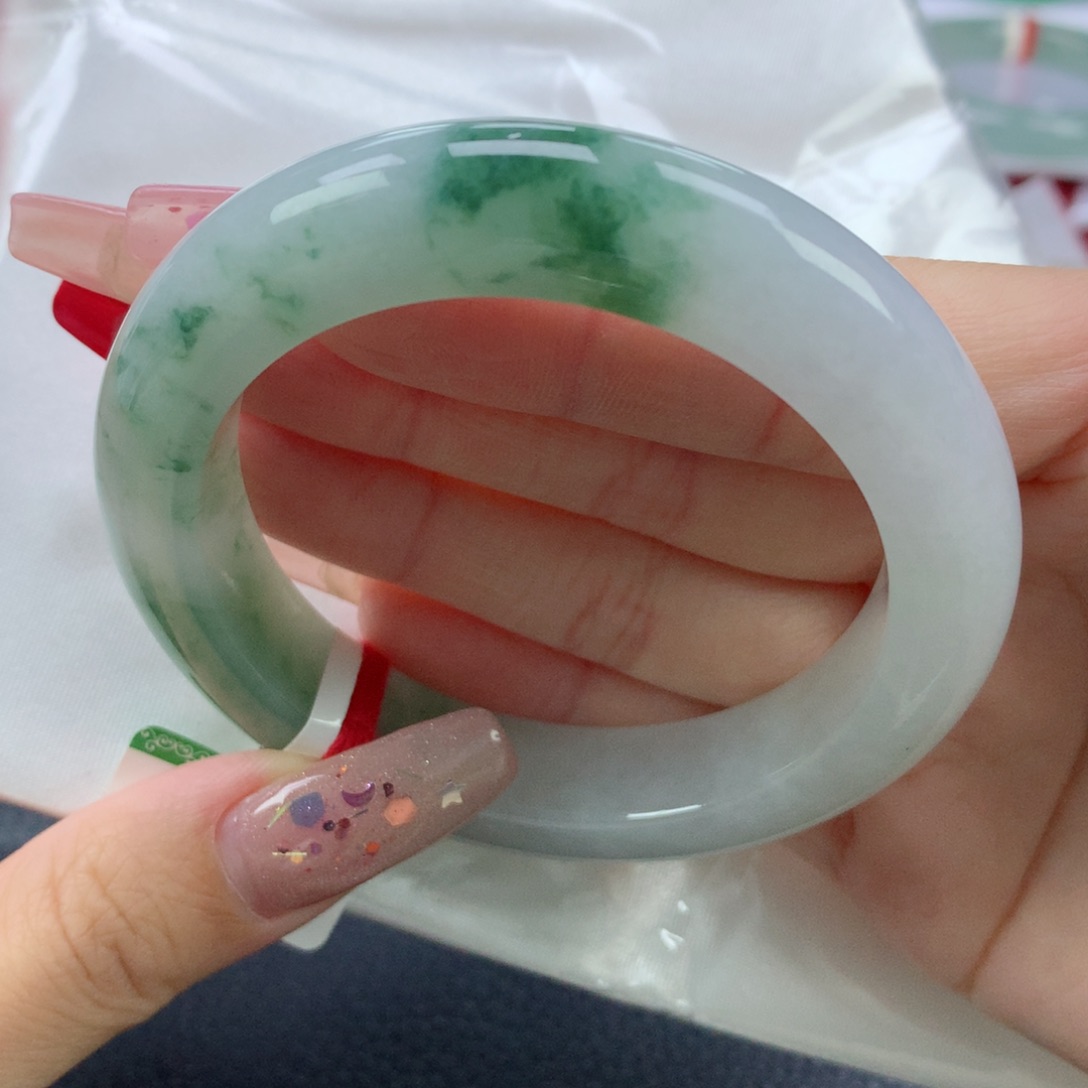 翡翠手镯未镶嵌54.6正圈