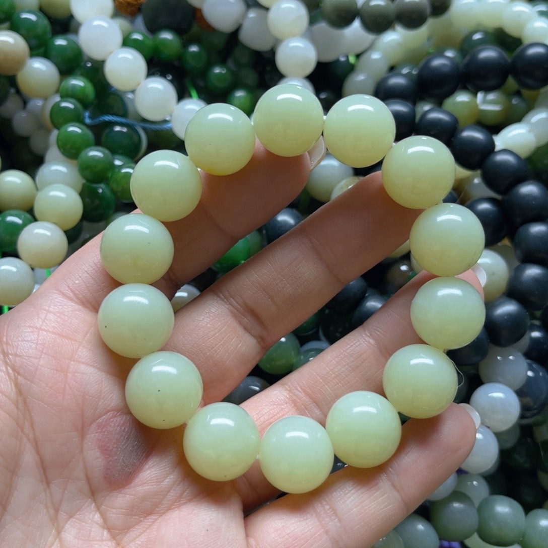 和田玉手链未镶嵌