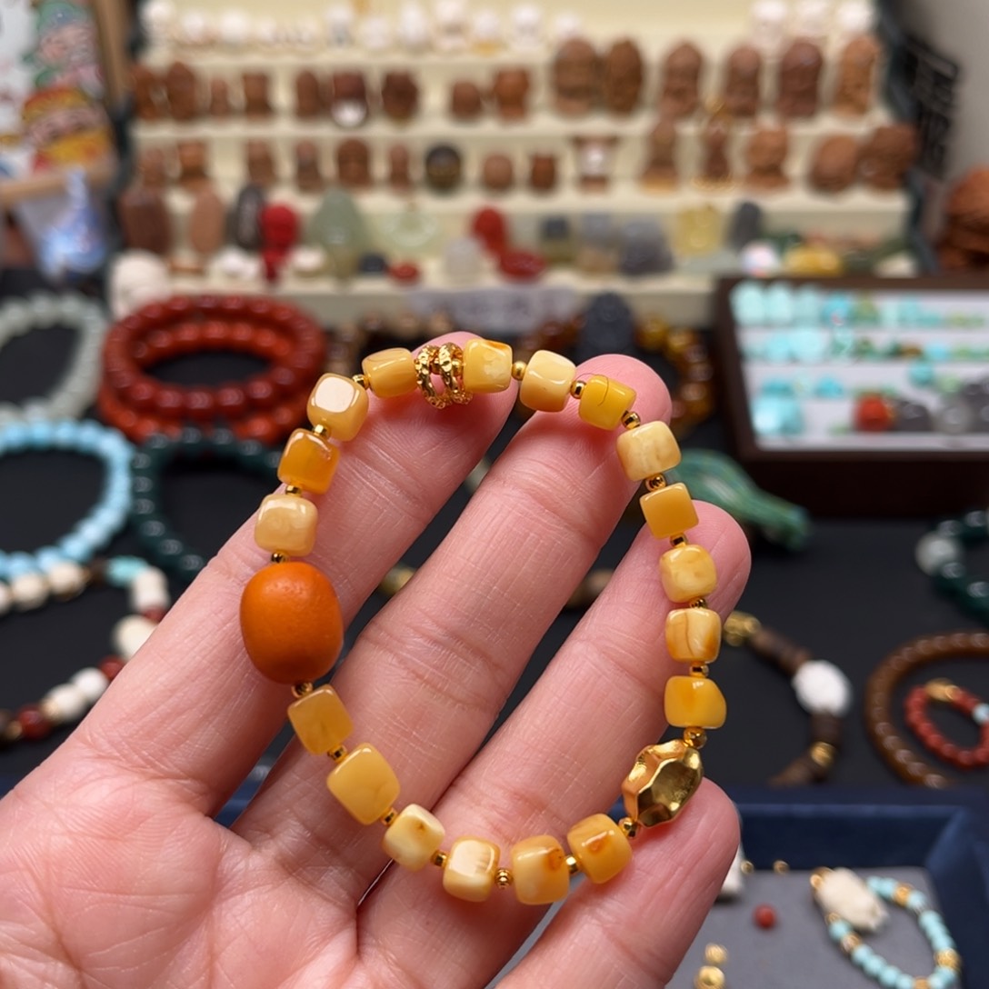 蜜蜡手串未镶嵌单圈手串