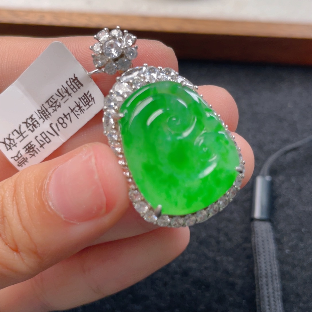 翡翠颈饰银S925镶嵌h h h b j