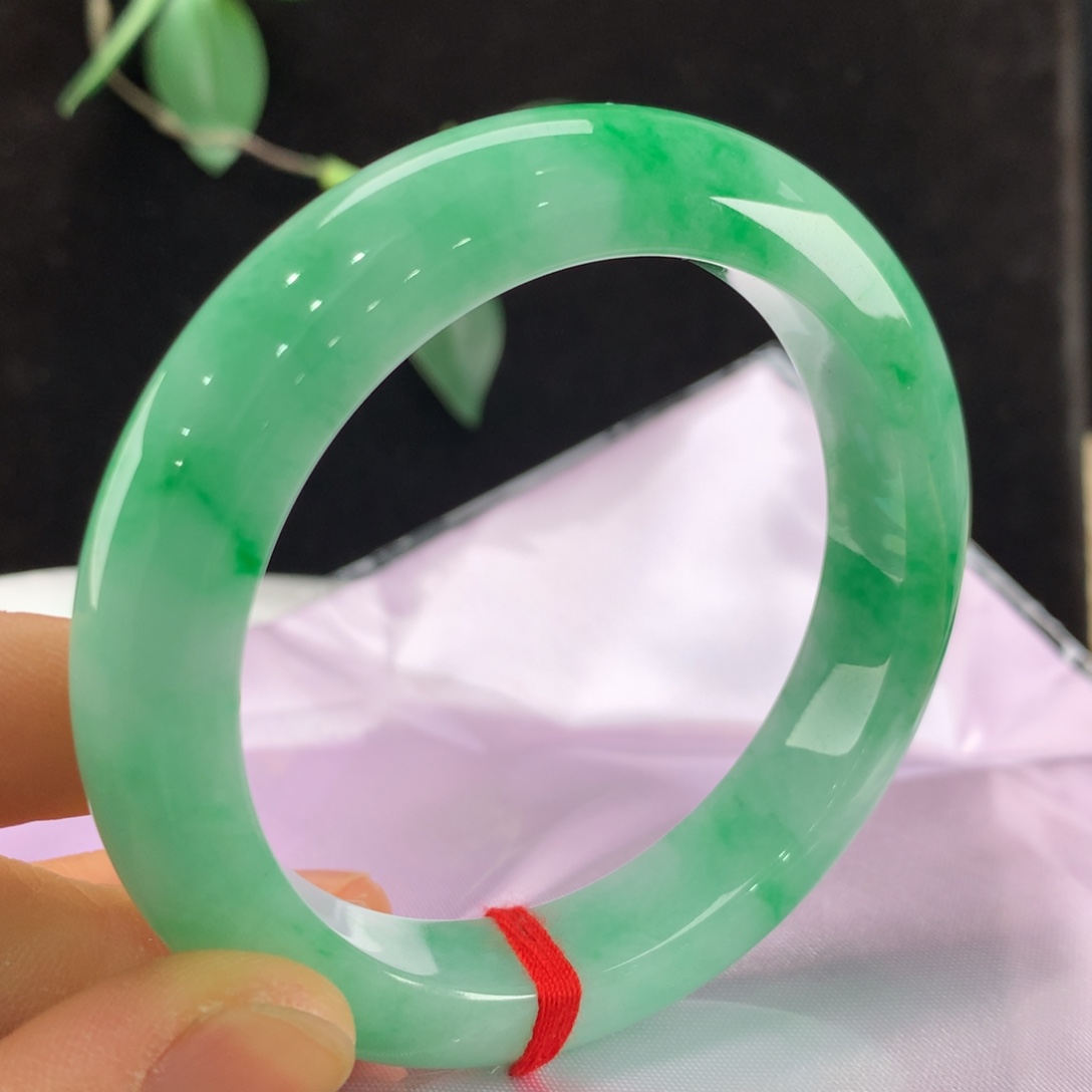 翡翠手镯未镶嵌111-0673