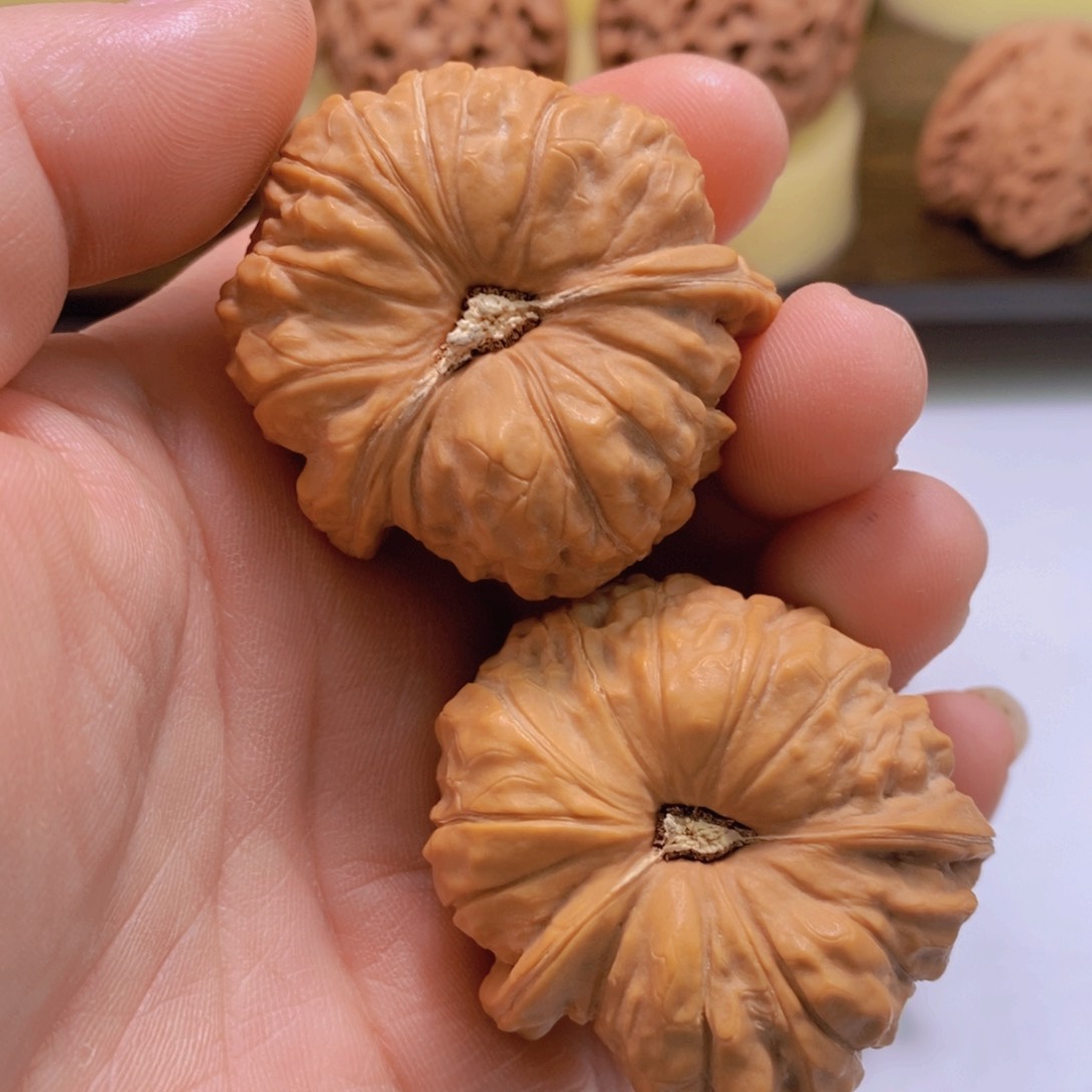 文玩核桃把件问*生