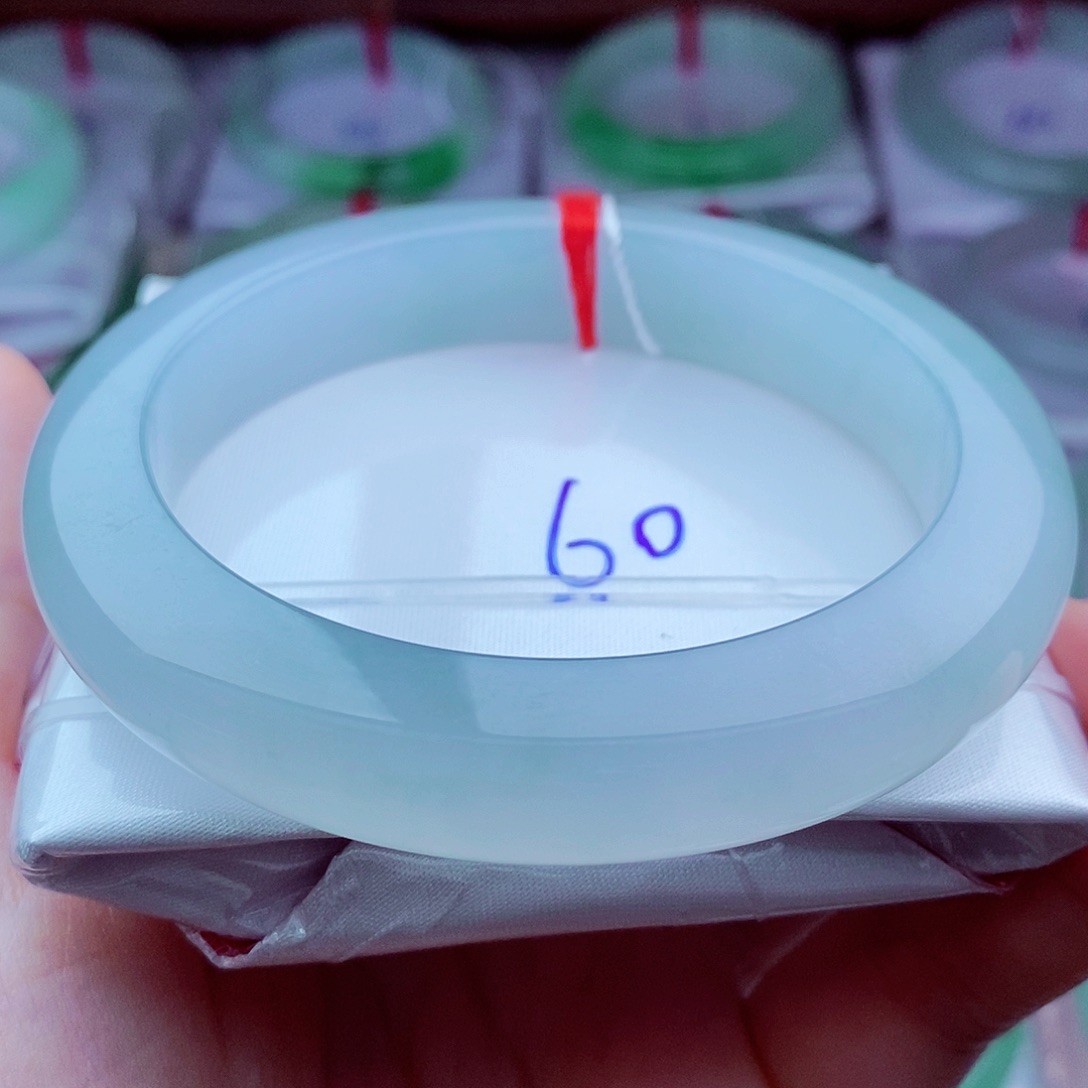 翡翠未镶嵌手镯0223-60圈口 晴水底 冰润细腻