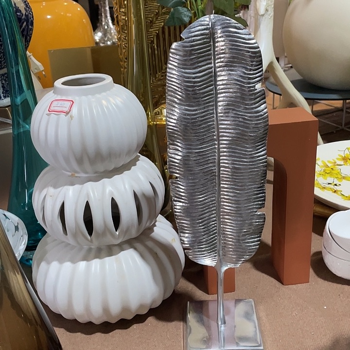 陶瓷花瓶部分（微瑕）