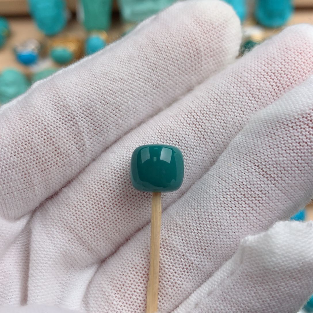 绿松石配饰未镶嵌9.9-8.8mm