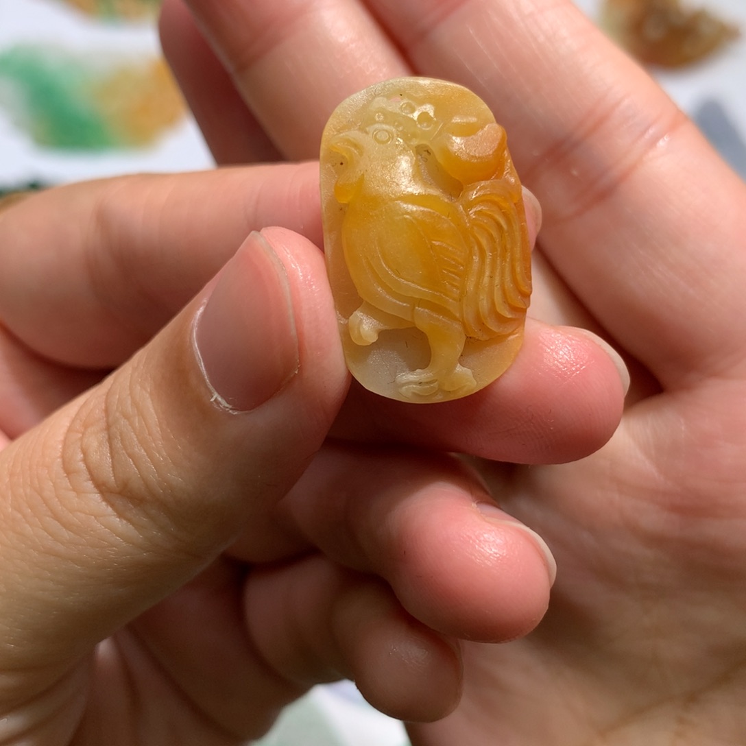 定制翡翠未镶嵌鸡牌