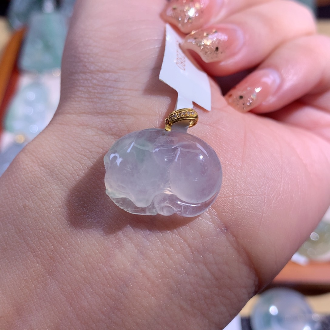 翡翠颈饰18K金镶嵌冰狐狸