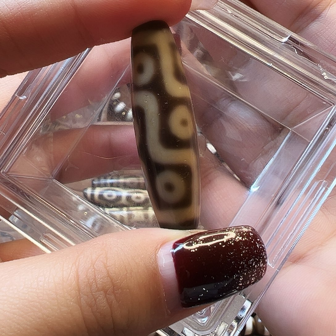 泡***生玛瑙/玉髓未镶嵌颈饰