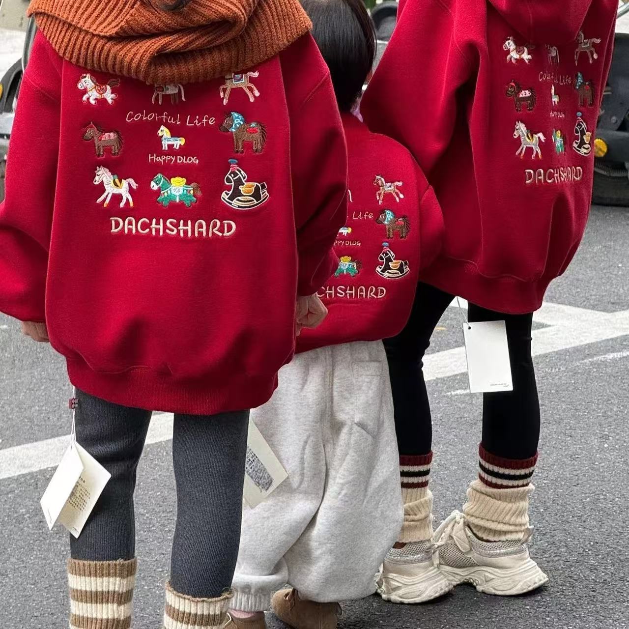 男童女童冬季新款加绒加厚红色拜年服卫衣立领保暖上衣中大童百搭