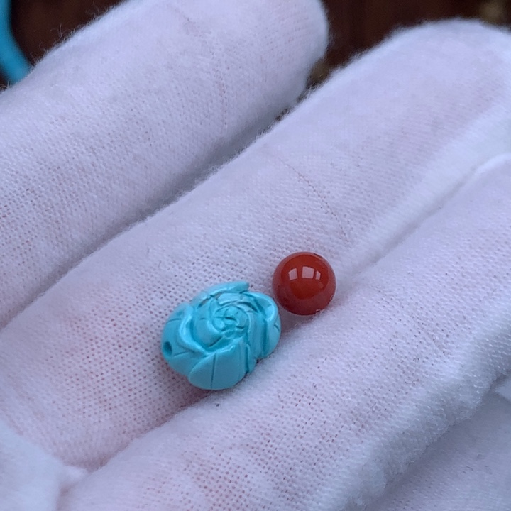 y***m南红玛瑙未镶嵌珠宝奇石