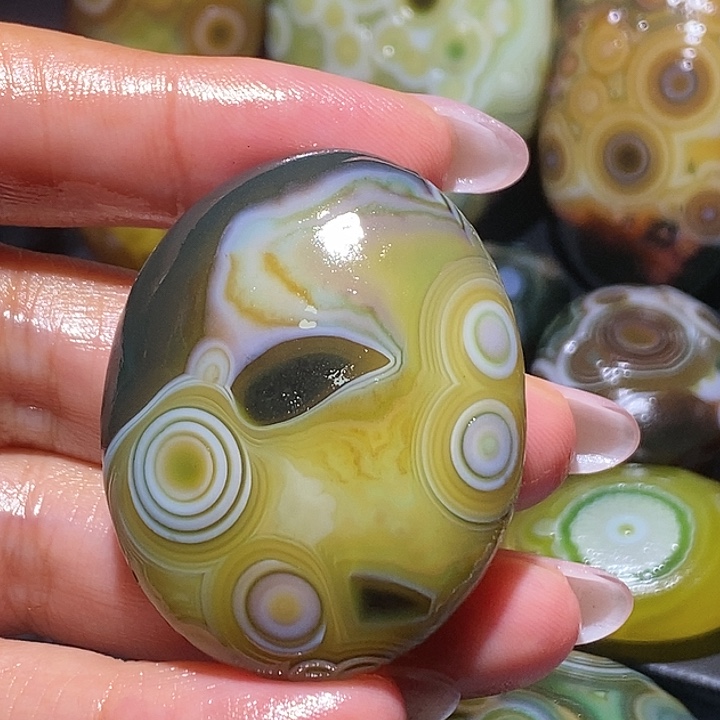 玛瑙/玉髓未镶嵌珠宝奇石118