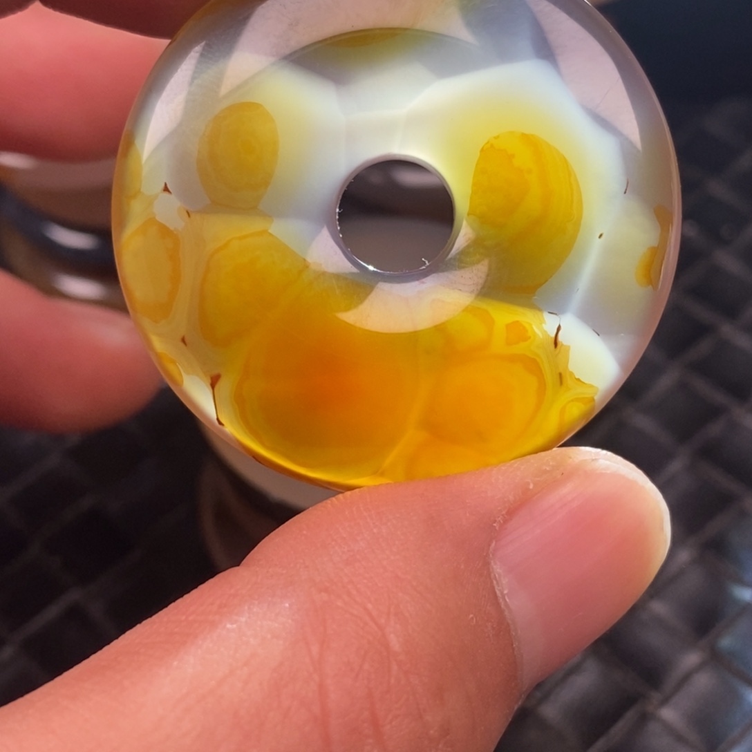 k***k玛瑙/玉髓未镶嵌颈饰挂件