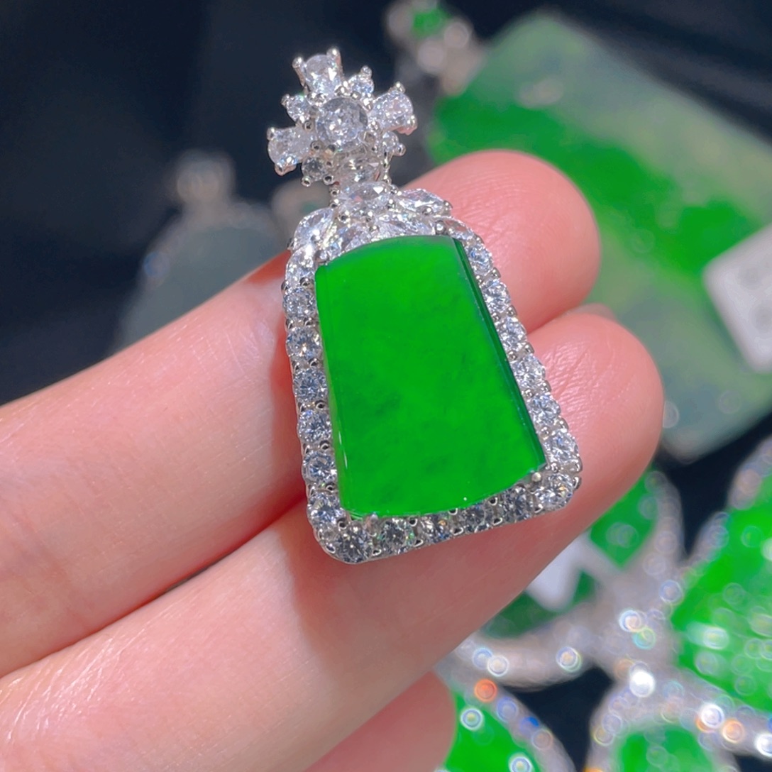 翡翠吊坠(不含链)银S925镶嵌