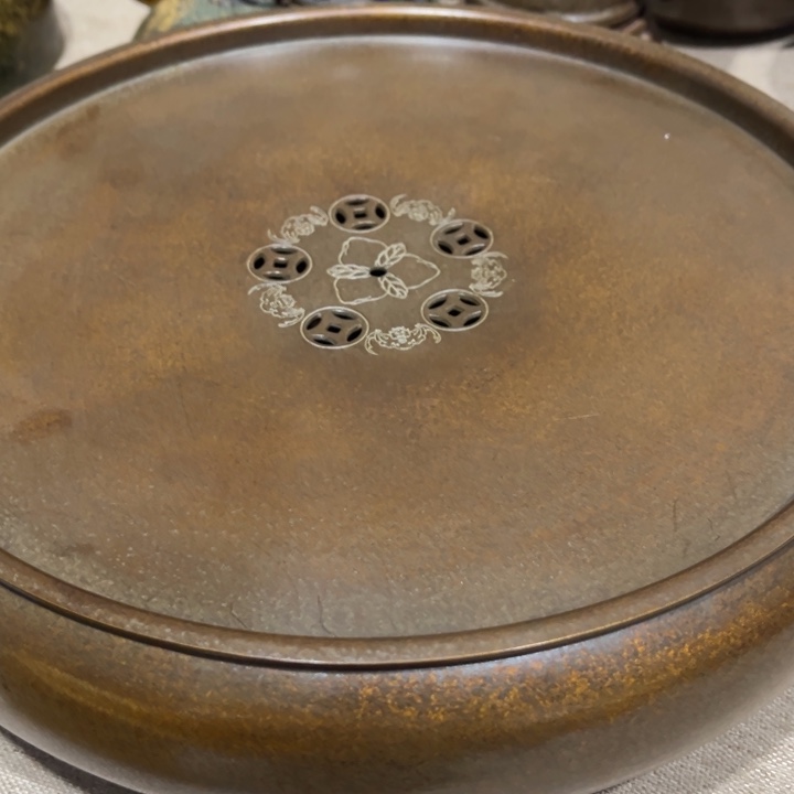 铜器型美观实用大方