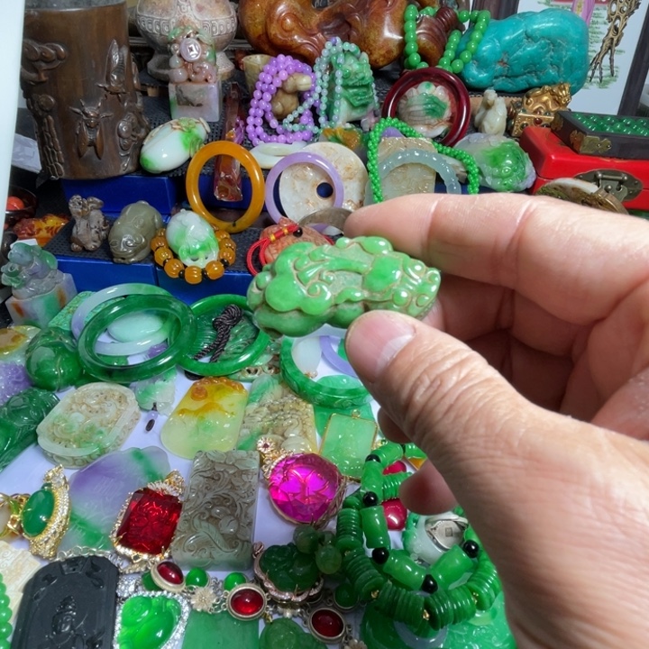 滴血莲花菩提吊坠