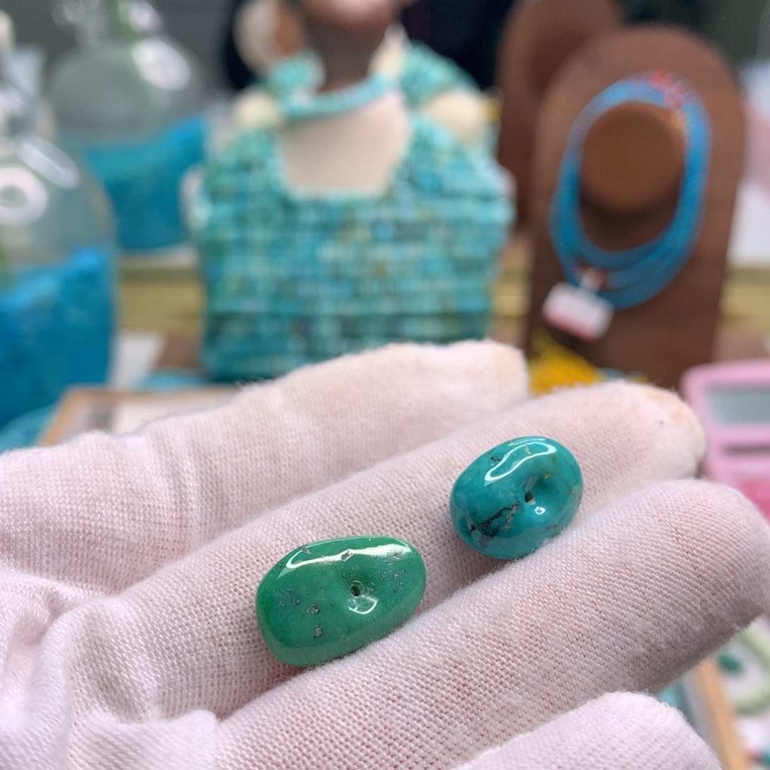 绿松石未镶嵌饰品