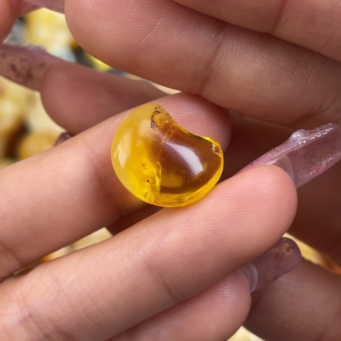 琥珀裸石未镶嵌蜜蜡