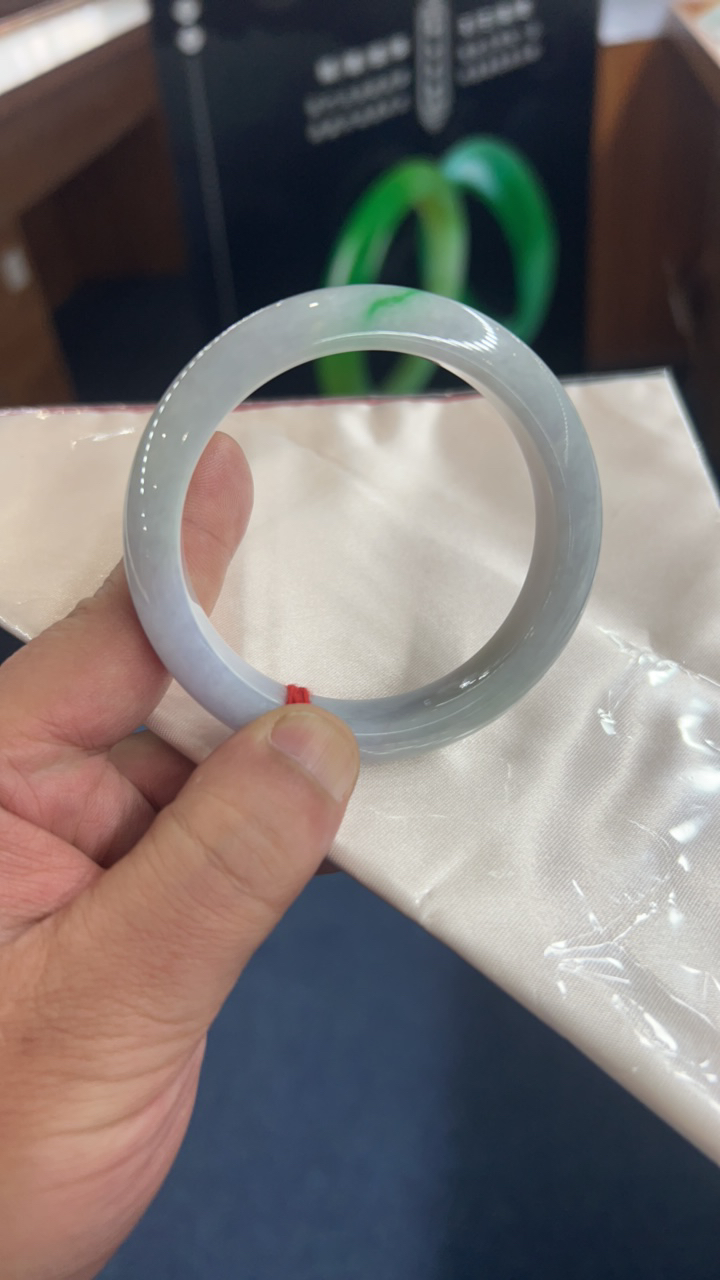 天然缅甸翡翠 A货 手镯