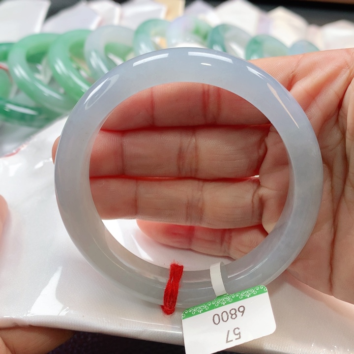 翡翠手镯未镶嵌57575756565