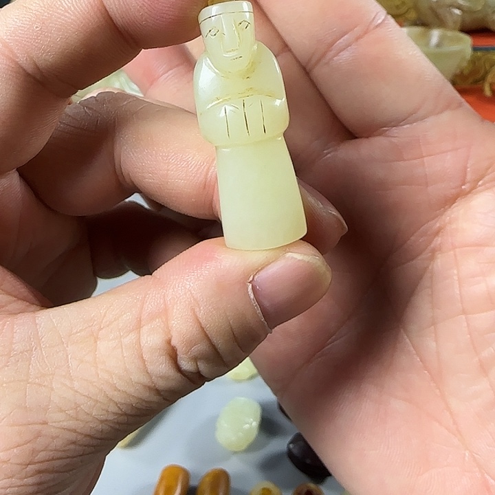 和田玉（糖玉）未镶嵌颈饰