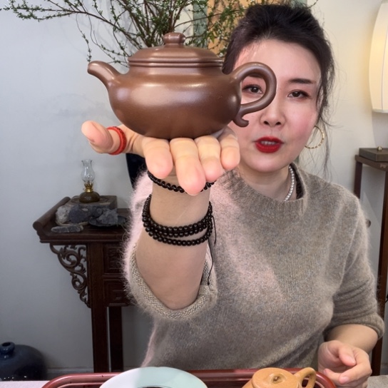 紫砂茶壶简***福宜兴市委常委