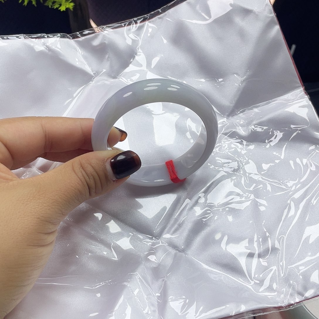 未镶嵌手镯翡翠丽丽