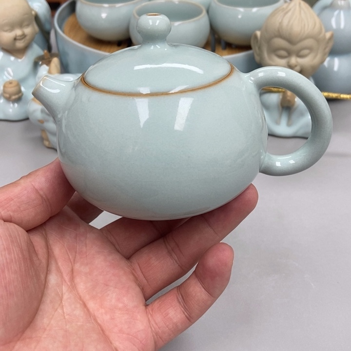 瓷蒂***笑天青色赵琳老师西施壶