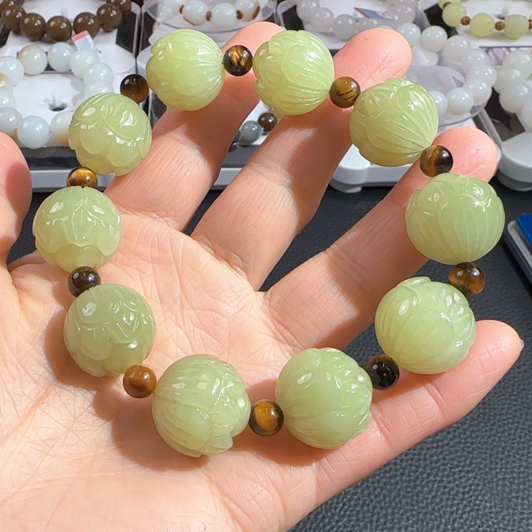 和田玉手链未镶嵌