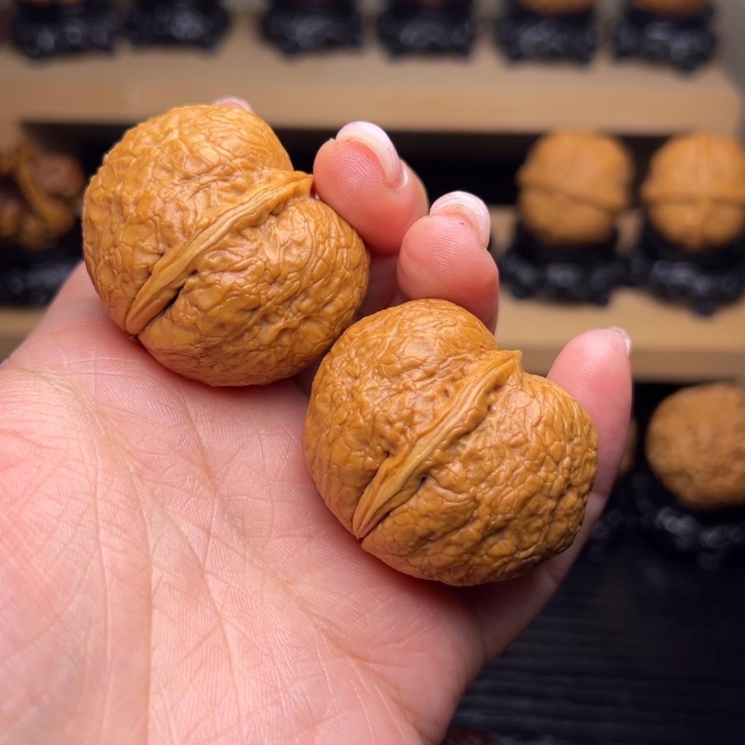 文玩核桃吊坠老*登1z---------