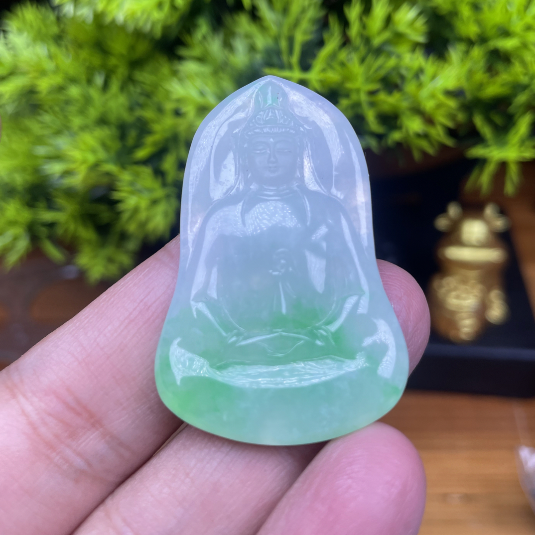 天然翡翠A货飘色素衣观音