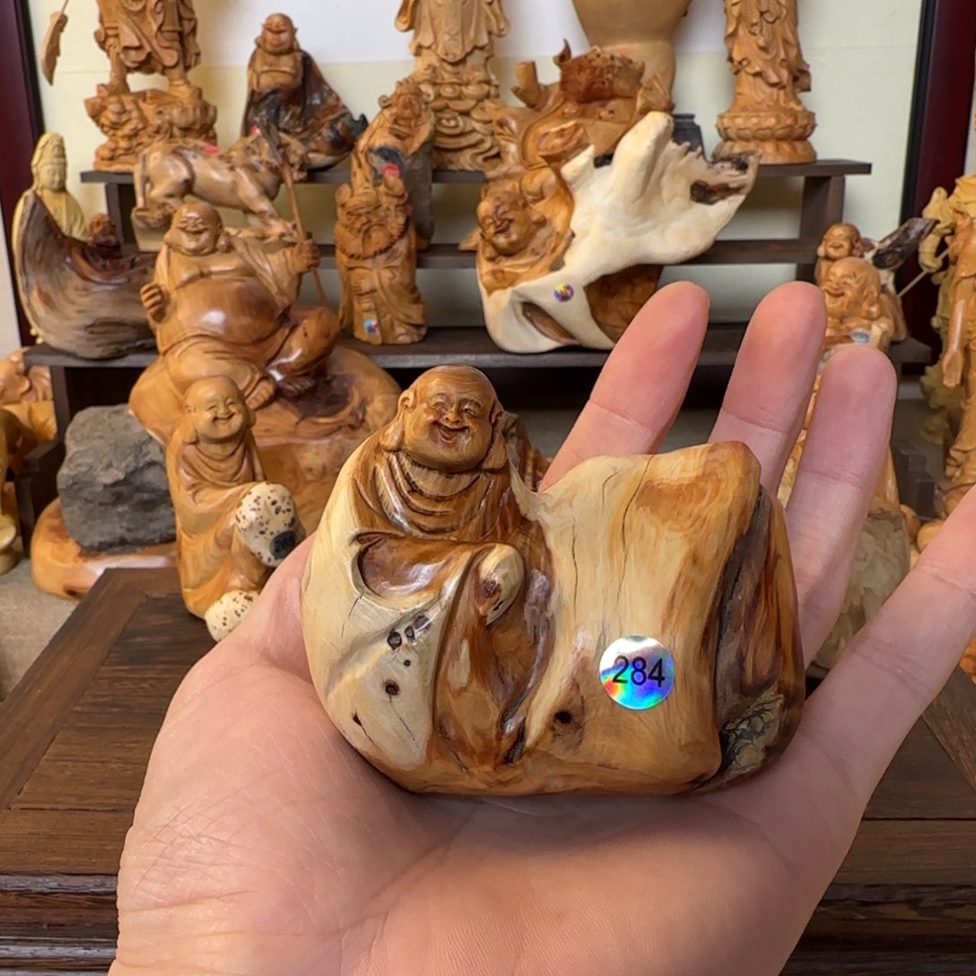 崖柏小木匠艺雕一物一拍