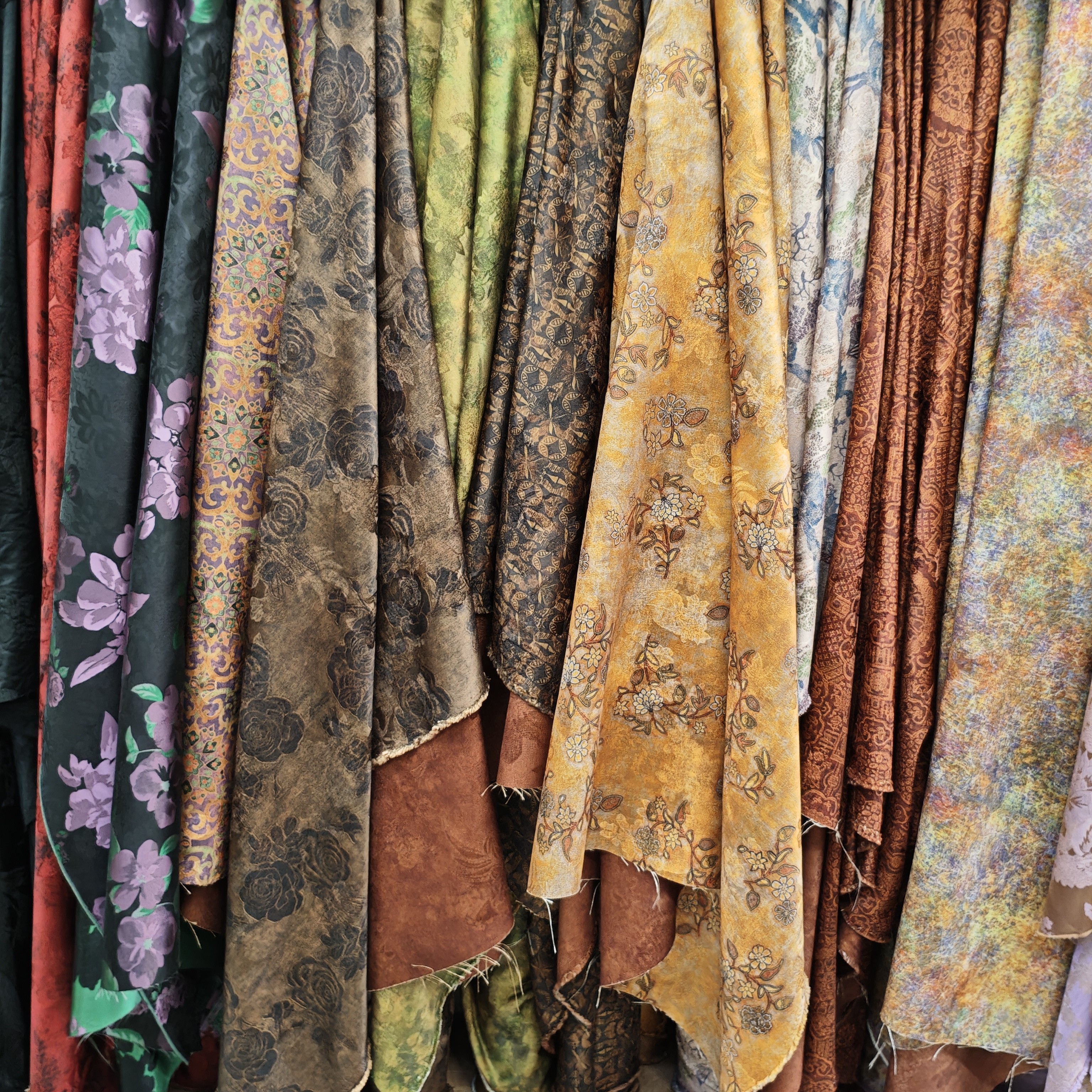 新中式高级油丝，适合女式马甲/旗袍/长袖衬衫