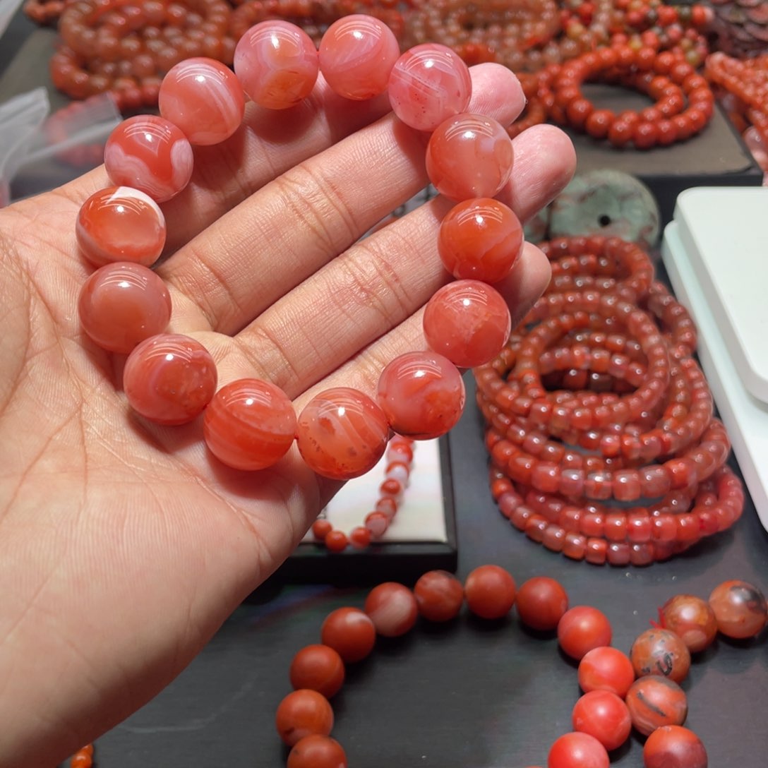 南红玛瑙手链未镶嵌