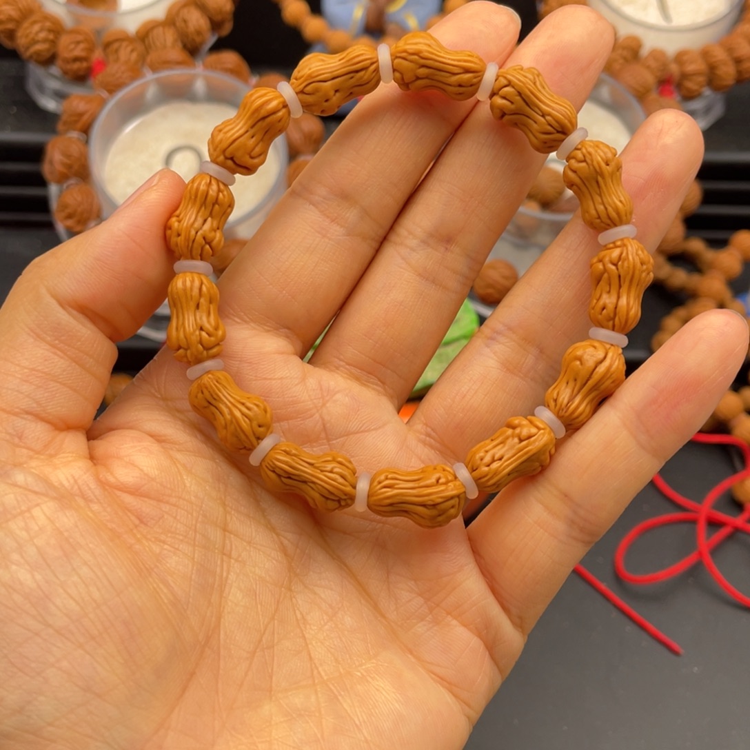 逆***风桃核吊坠见健健康康平平安安6