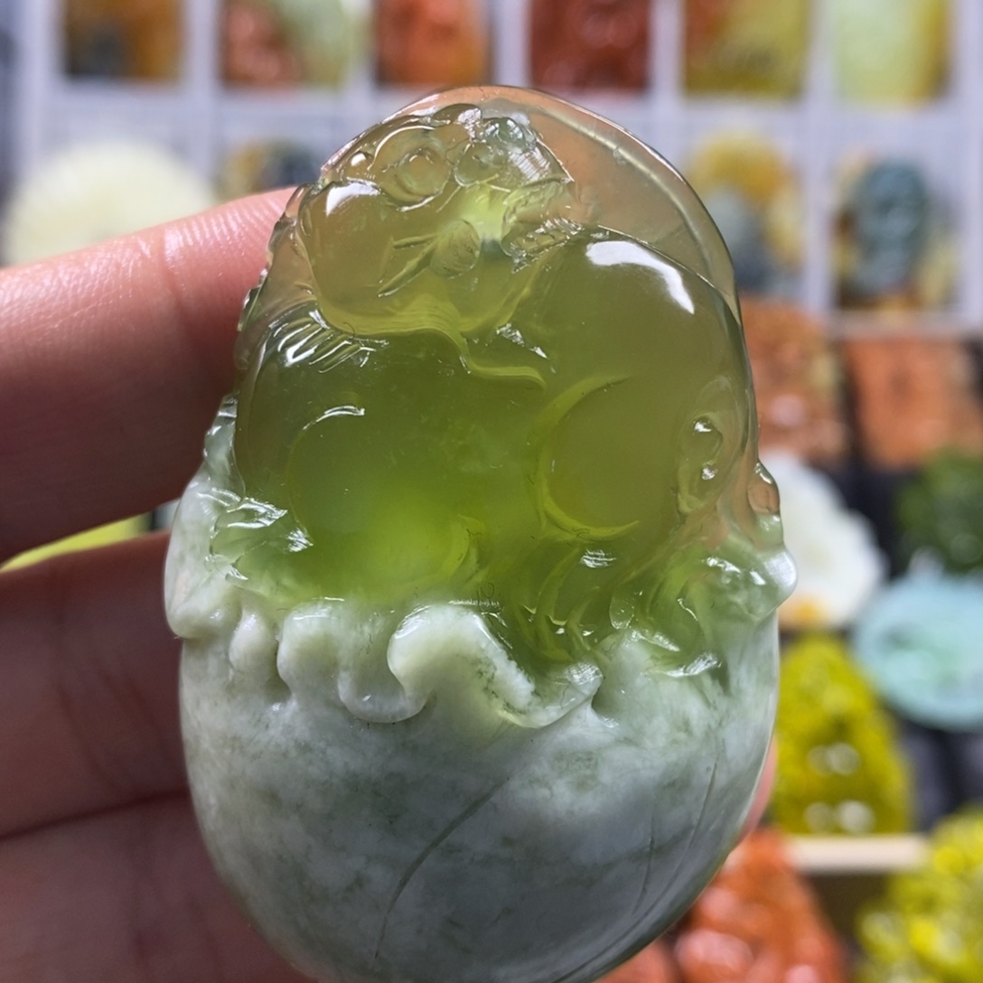 合金蛇纹石玉颈饰