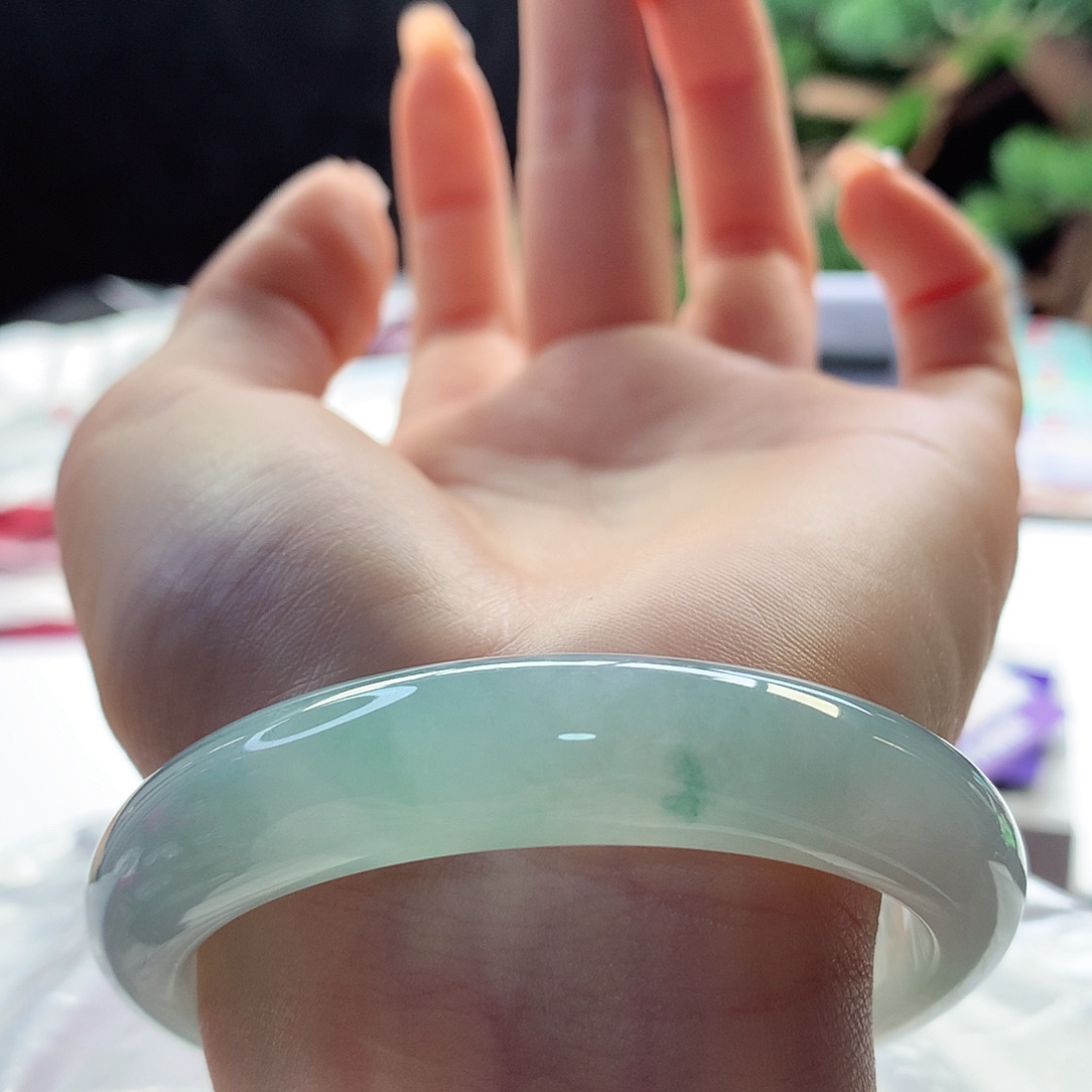 翡翠手镯未镶嵌天然翡翠55-56薄荷晴绿底清爽清新款