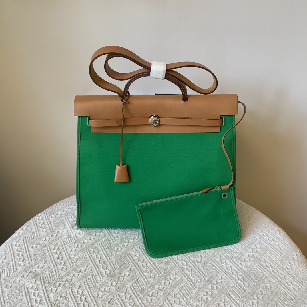 99新 Hermes/爱马仕 herbag39竹子绿拼棕盖 框R刻银扣