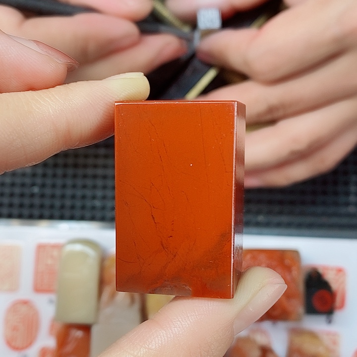 老挝石现场直播定制