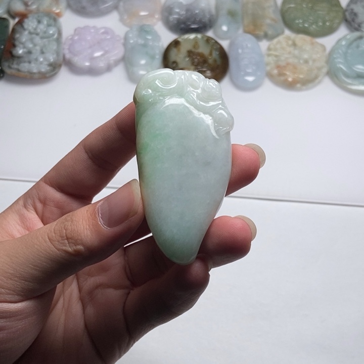 翡翠未镶嵌颈饰寿桃22