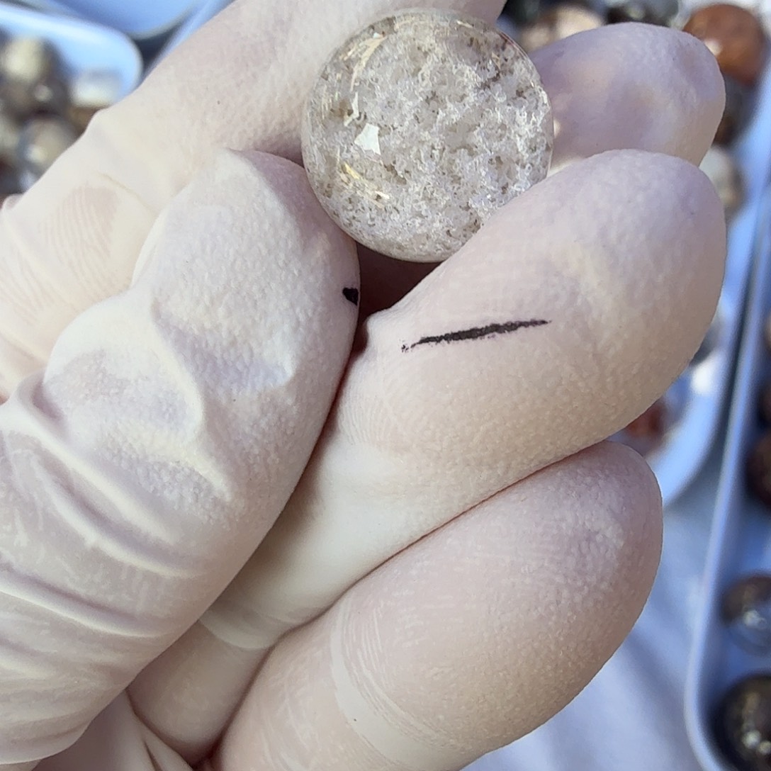 白幽灵13mm打孔定制不退换未镶嵌水晶@****Q