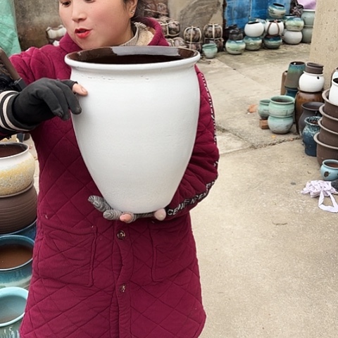 口25高31瑕疵盆子。