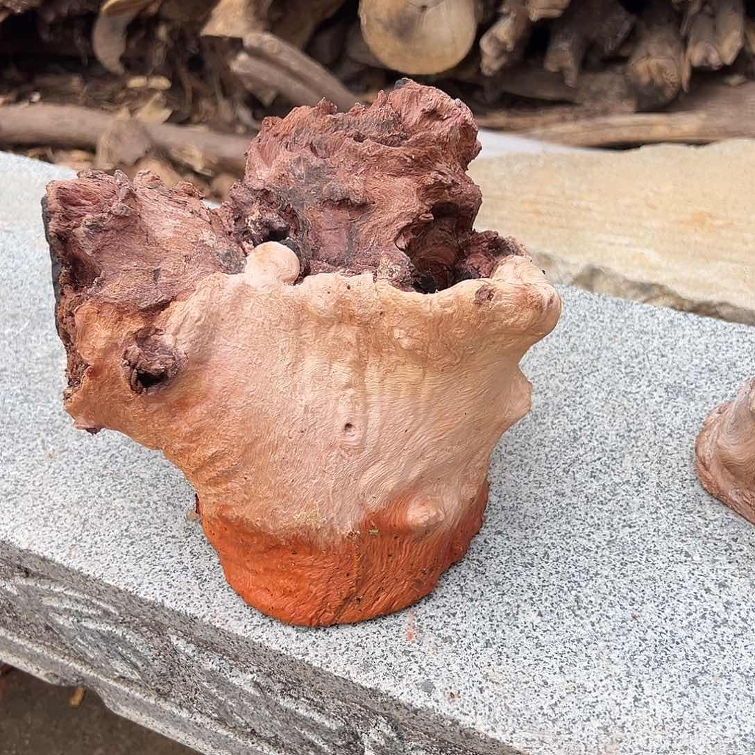 荔枝木东****)荔枝木毛料加工