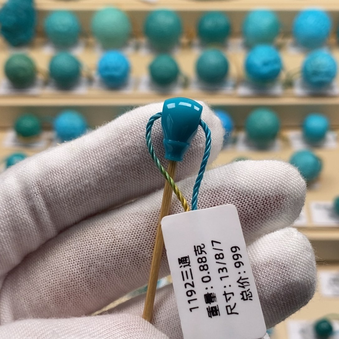 绿松石未镶嵌精品高瓷绿松石哦