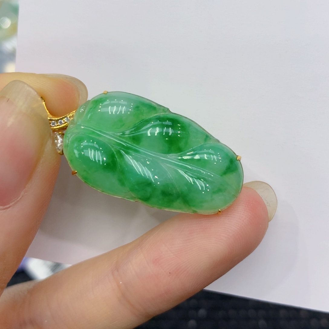 翡翠颈饰18K金镶嵌00000000