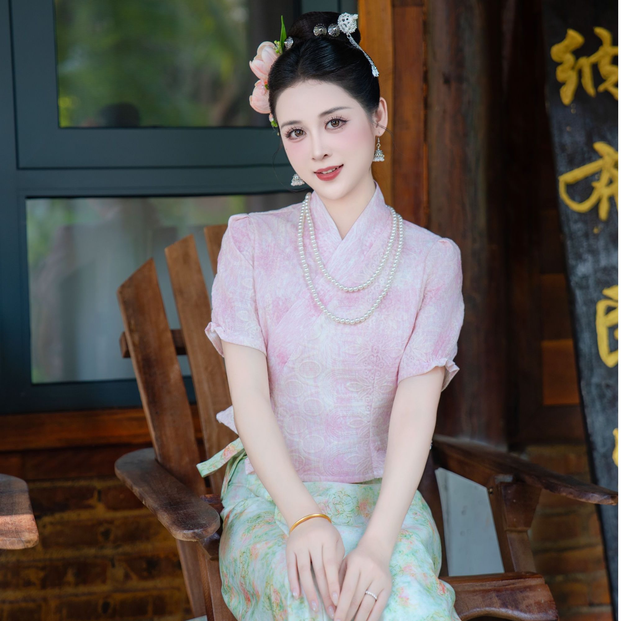 子依小店新款【樱落】浅粉色收口袖上衣半身绿色碎花系带裙福利款