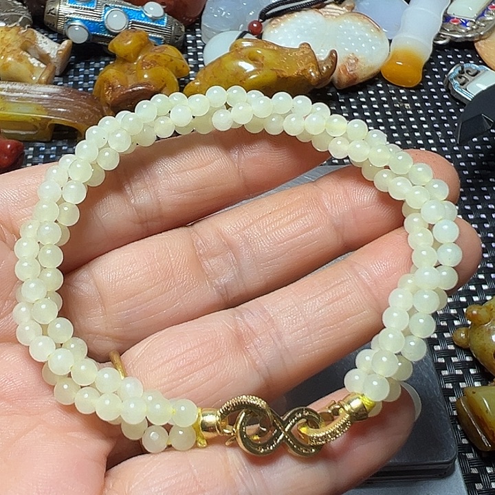 和田玉（糖玉）未镶嵌挂件